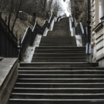 Grójec - jak wybrać odpowiednie schody do mieszkania?