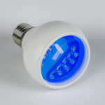 Jak zaoszczędzić energię i pieniądze dzięki lampom przemysłowym LED