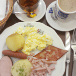 Śniadania w Łodzi: Przewodnik po najlepszych miejscach do zjedzenia śniadania