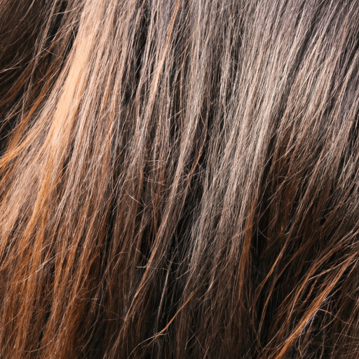 Piękno brązowych włosów: jak nadać im wyjątkowego blasku za pomocą refleksów?