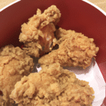 KFC – Król Fast Foodu i Sekrety Pysznych Kurczaków