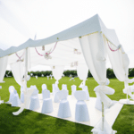 Jakie są najważniejsze czynniki na które należy zwrócić uwagę przy wyborze namiotu na wesele?